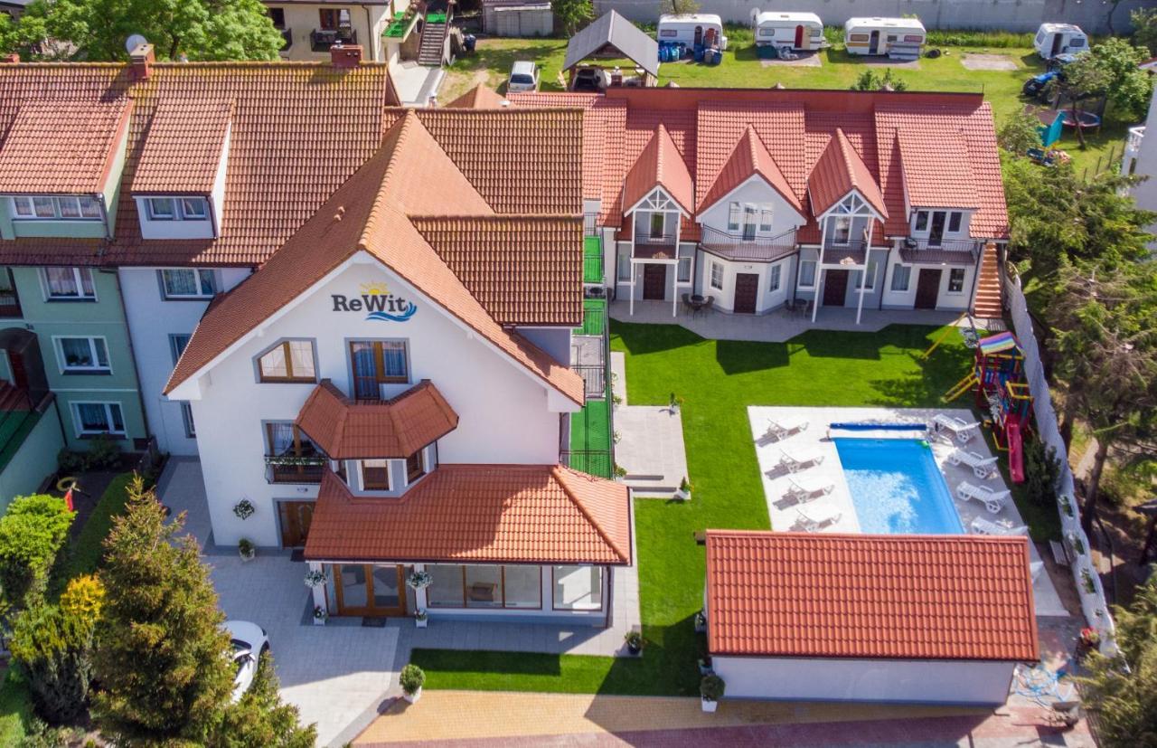 Rewit Dom Goscinny Z Podgrzewanym Basenem Rewal Ngoại thất bức ảnh